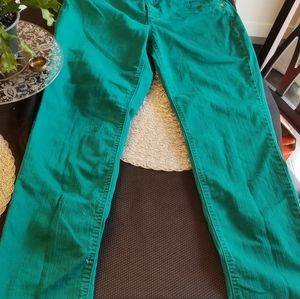 Chicos 1.5 SO Slimming ankle pants st.patricks